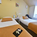 Logis Chez Germaine Hotel 2*