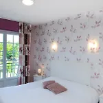 Logis Chez Germaine Hotel Geüs-d'Oloron