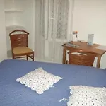 Hotel Logis Chez Germaine 2*