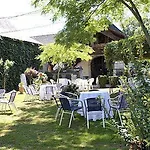 Logis Chez Germaine Hotel