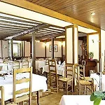 Hotel Logis Chez Germaine 2*
