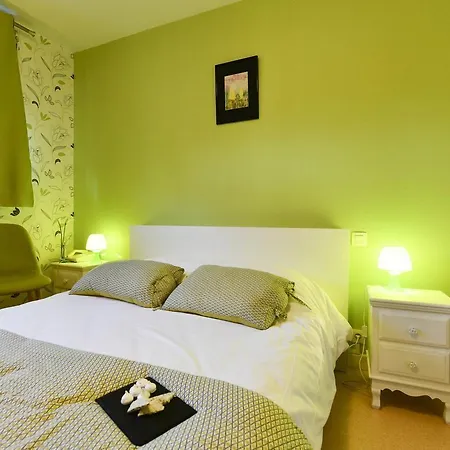 Hotel Logis Chez Germaine 2*
