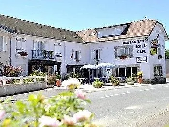 ホテル Logis Chez Germaine Geüs-d'Oloron