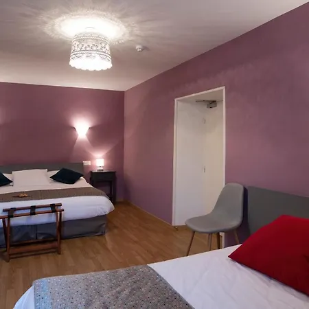 Hotel Logis Chez Germaine Geüs-d'Oloron