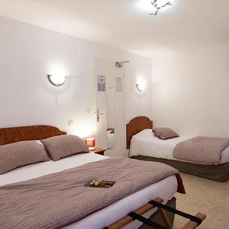 ホテル Logis Chez Germaine