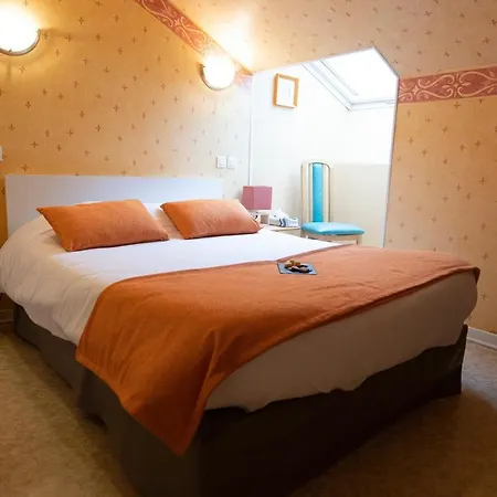 Logis Chez Germaine Hotel Geüs-d'Oloron