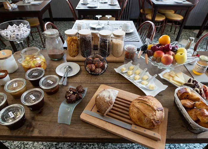 Logis Chez Germaine Otel Geüs-d'Oloron